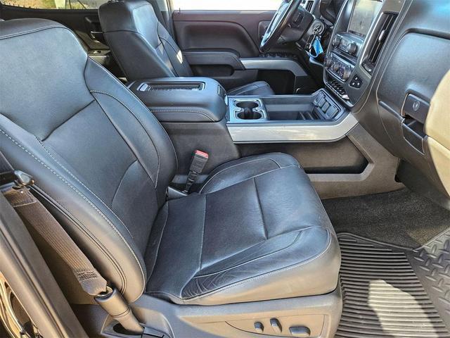 Photo of 2018 Black Chevrolet Silverado 1500