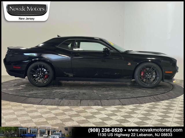 Photo of 2021 Pitch Black Clearcoat Dodge Challenger