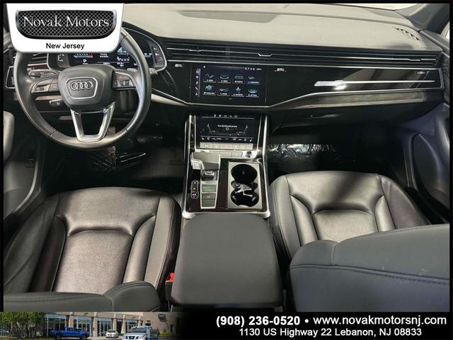 Photo of 2022 Samurai Gray Metallic Audi Q7