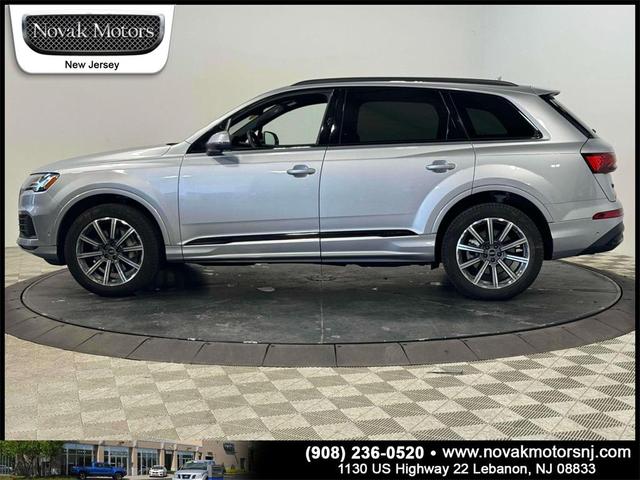 Photo of 2022 Samurai Gray Metallic Audi Q7
