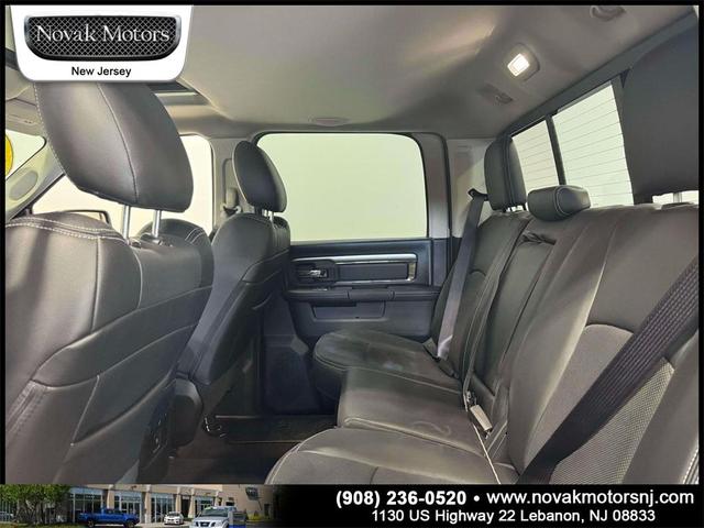 Photo of 2017 Brilliant Black Crystal Pearlcoat RAM 1500