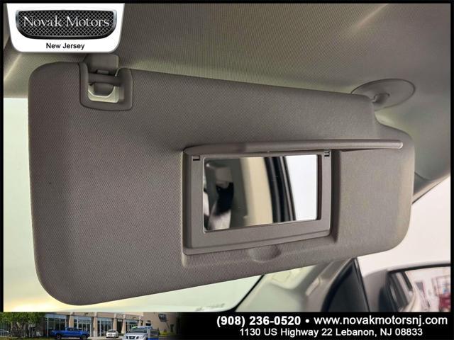 Photo of 2022 Summit White Chevrolet Colorado