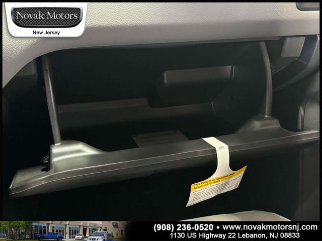 Photo of 2022 Summit White Chevrolet Colorado