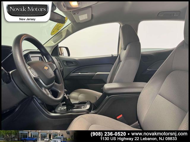 Photo of 2022 Summit White Chevrolet Colorado