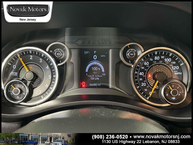 Photo of 2020 Diamond Black Crystal Pearlcoat RAM 2500