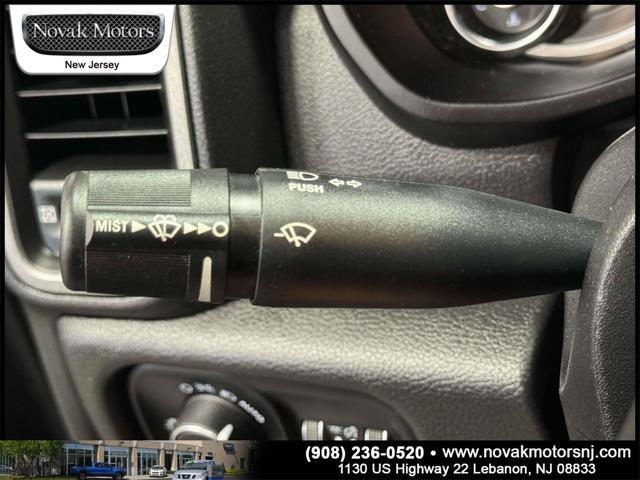 Photo of 2020 Diamond Black Crystal Pearlcoat RAM 2500