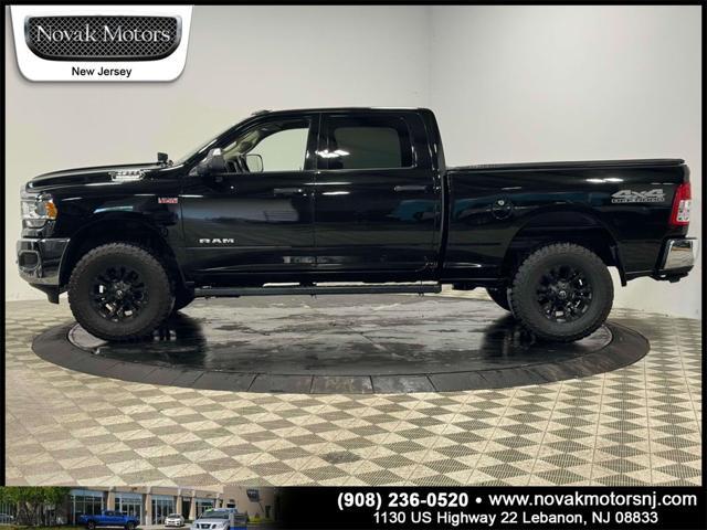 Photo of 2020 Diamond Black Crystal Pearlcoat RAM 2500