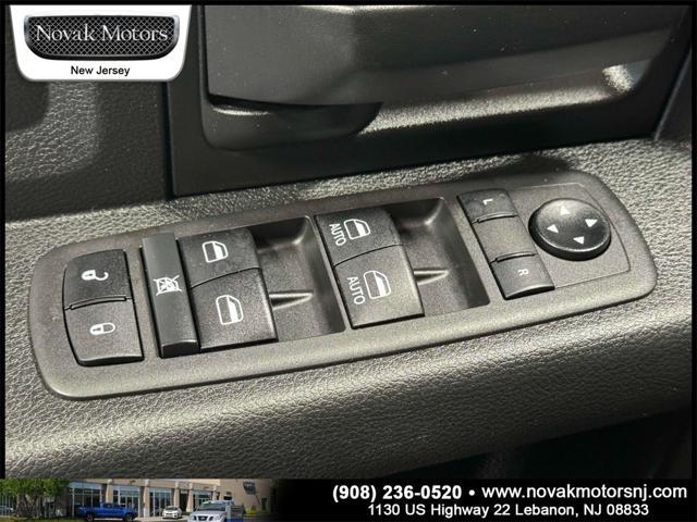 Photo of 2020 Diamond Black Crystal Pearlcoat RAM 2500