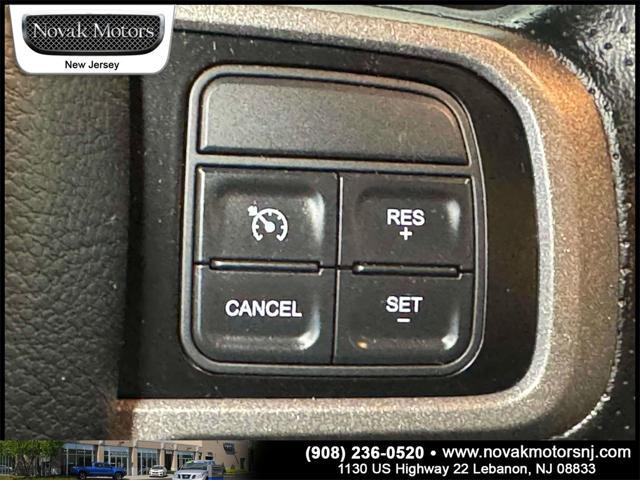 Photo of 2020 Diamond Black Crystal Pearlcoat RAM 2500