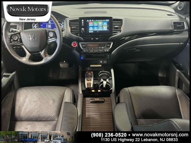 Photo of 2022 Sonic Gray Pearl Honda Passport