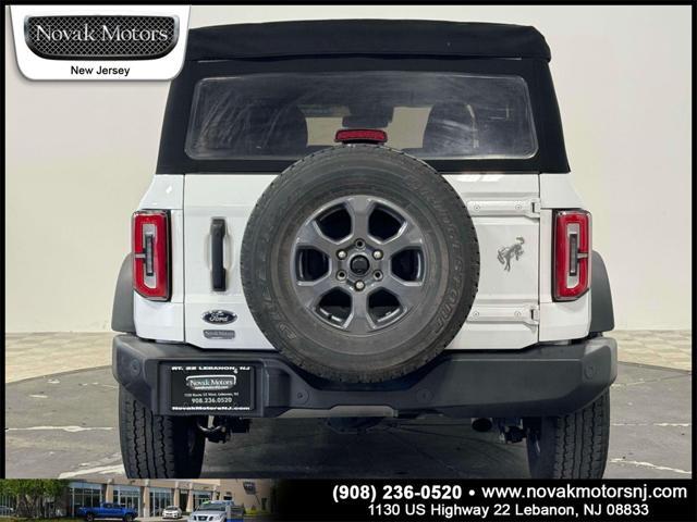 Photo of 2022 Oxford White Ford Bronco