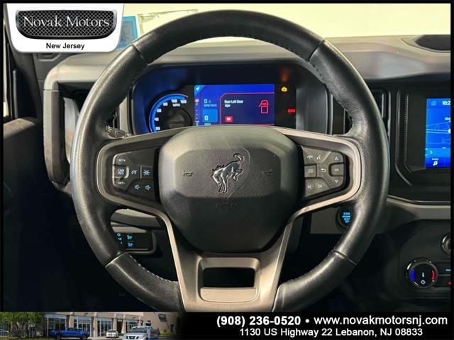 Photo of 2022 Oxford White Ford Bronco