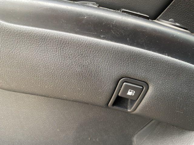 Photo of 2009 Ebony Black Hyundai SANTA FE