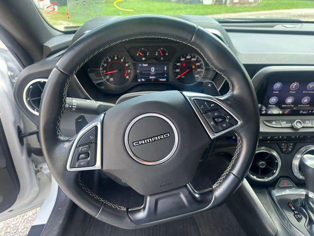 Photo of 2021 Summit White Chevrolet Camaro