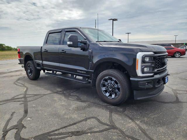 Photo of 2023 Agate Black Metallic Ford F-250