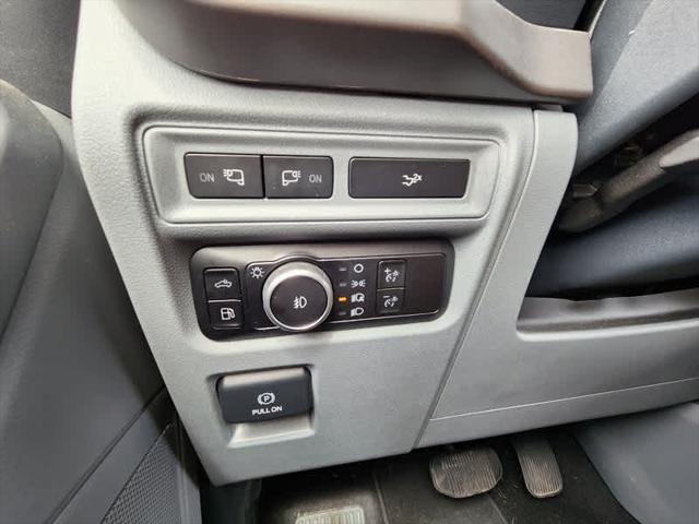Photo of 2024 Oxford White Ford F-150
