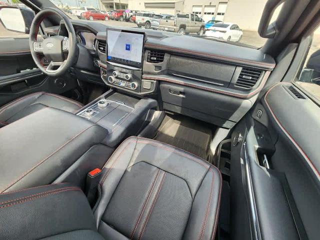 Photo of 2024 Stone Blue Metallic Ford Expedition