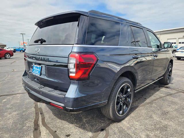 Photo of 2024 Stone Blue Metallic Ford Expedition