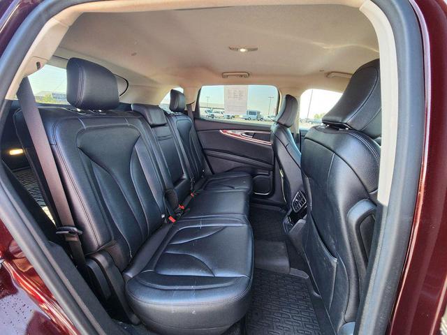 Photo of 2022 Burgundy Velvet Metallic Tinted Clearcoat Lincoln Nautilus