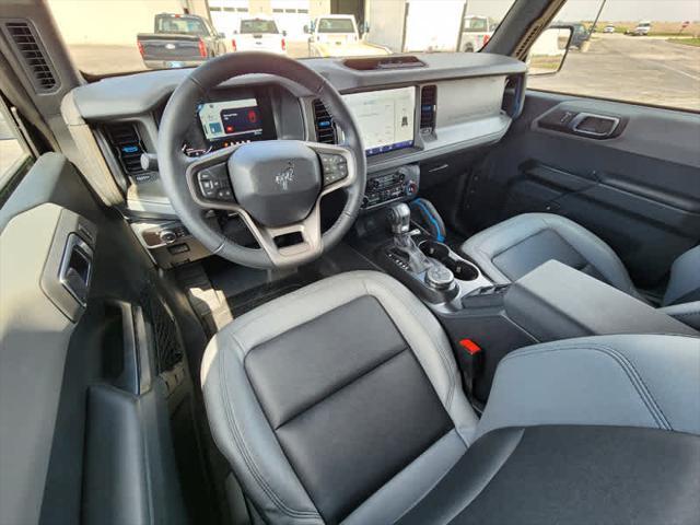 Photo of 2024 Velocity Blue Metallic Ford Bronco