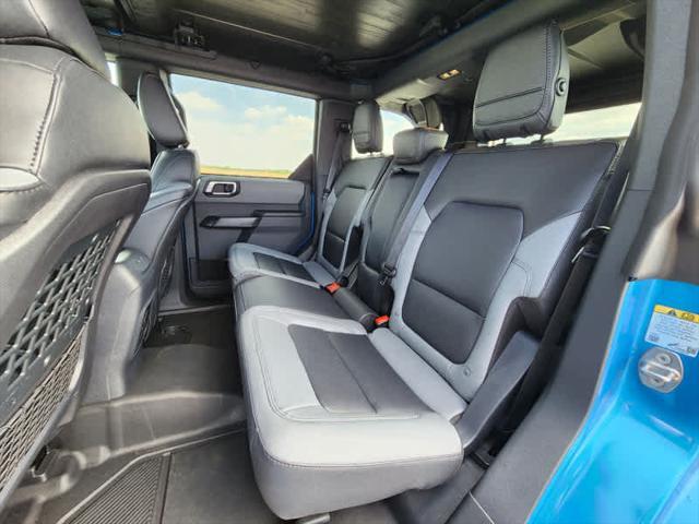 Photo of 2024 Velocity Blue Metallic Ford Bronco
