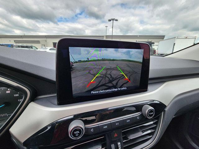 Photo of 2022 Agate Black Metallic Ford Escape