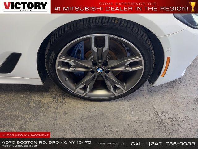 Photo of 2021 Alpine White BMW M550