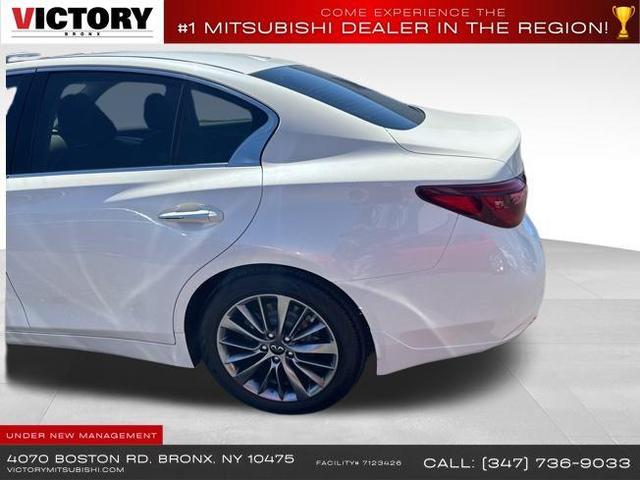 Photo of 2023 Majestic White INFINITI Q50