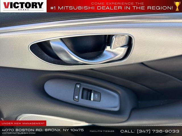 Photo of 2023 Majestic White INFINITI Q50