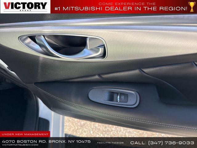Photo of 2023 Majestic White INFINITI Q50