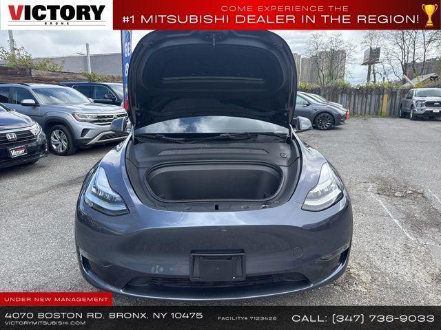 Photo of 2023 Gray Tesla Model Y