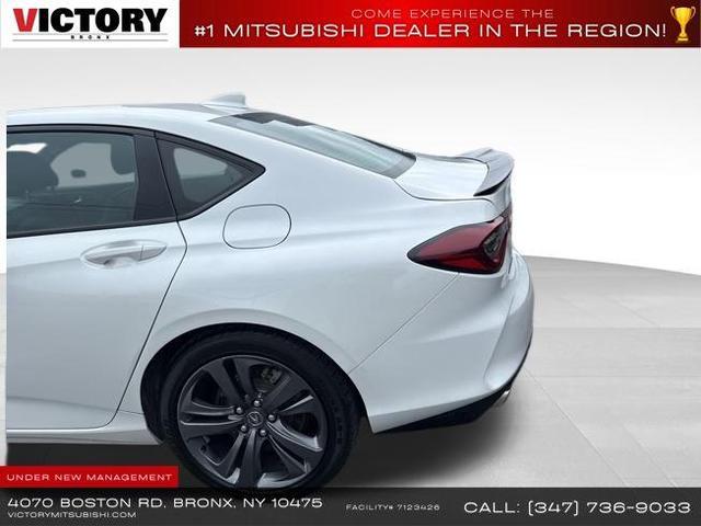 Photo of 2022 Platinum White Pearl Acura TLX