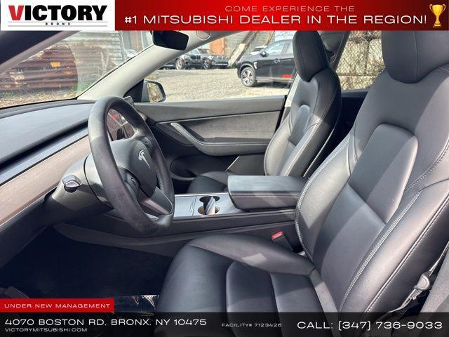 Photo of 2022 Midnight Silver Metallic Tesla Model Y