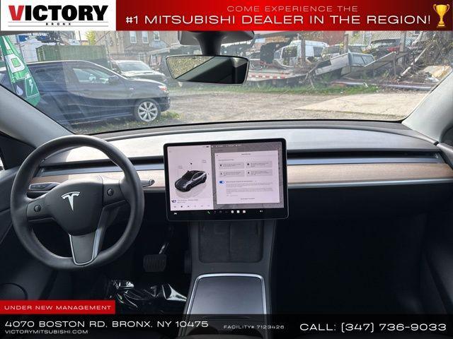 Photo of 2022 Midnight Silver Metallic Tesla Model Y