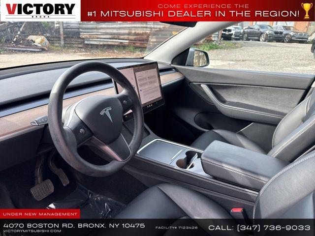 Photo of 2022 Midnight Silver Metallic Tesla Model Y