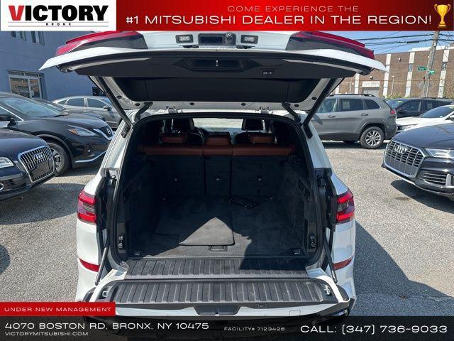 Photo of 2019 Mineral White Metallic BMW X5