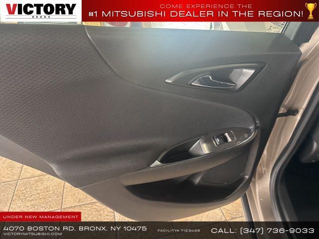 Photo of 2022 Mineral Gray Metallic Chevrolet Malibu