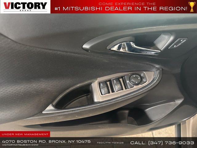Photo of 2022 Mineral Gray Metallic Chevrolet Malibu