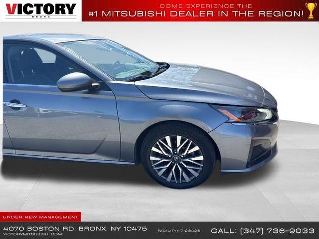 Photo of 2023 Gun Metallic Nissan Altima