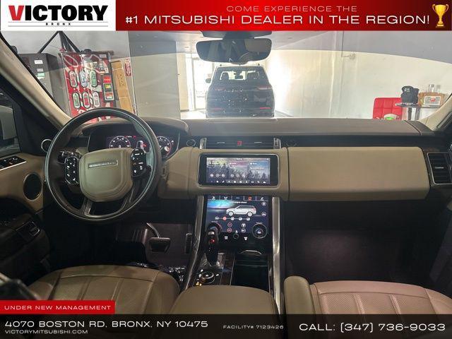 Photo of 2021 White Land Rover Range Rover Sport