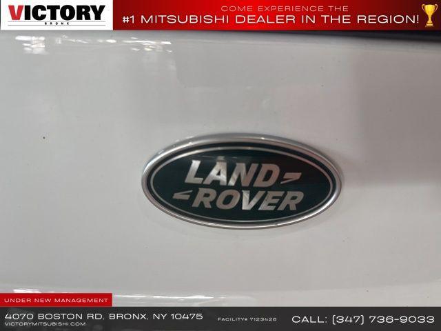 Photo of 2021 White Land Rover Range Rover Sport