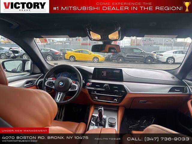 Photo of 2019 Alpine White BMW M5