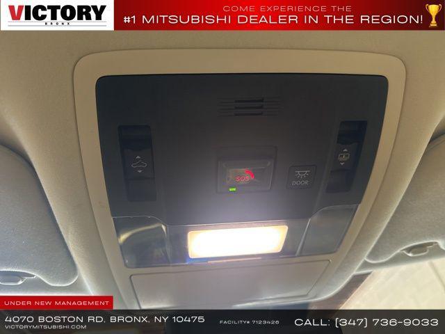 Photo of 2022 Eminent White Pearl Lexus RX 350