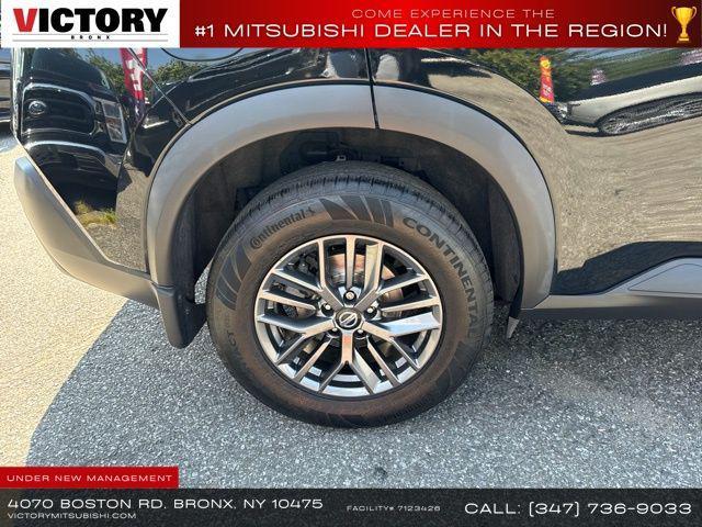 Photo of 2021 Super Black Nissan Rogue