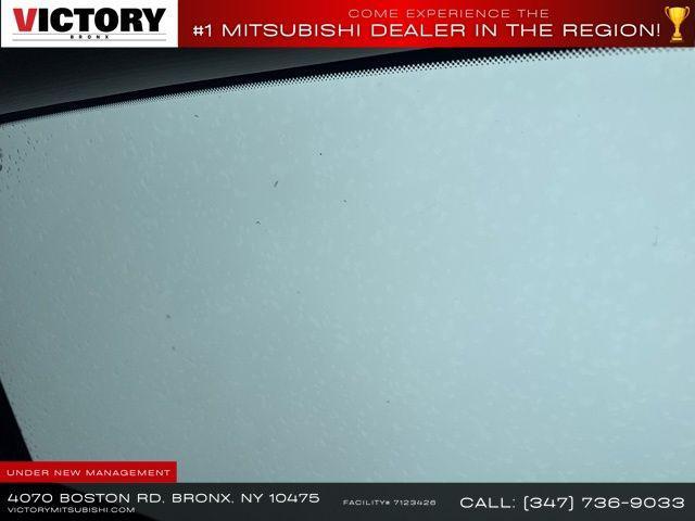 Photo of 2022 Bright White Clearcoat Jeep Cherokee