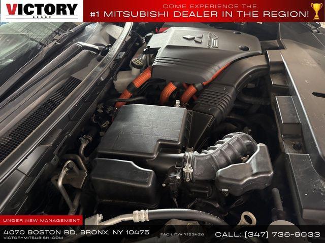 Photo of 2024 Bronze Mitsubishi Outlander PHEV