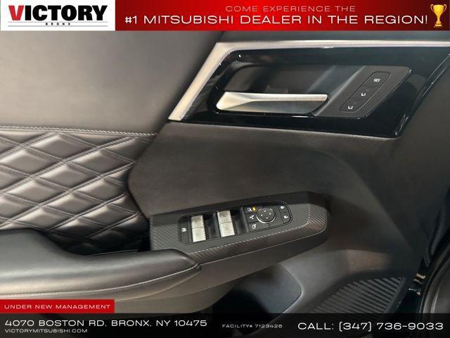 Photo of 2024 Bronze Mitsubishi Outlander PHEV