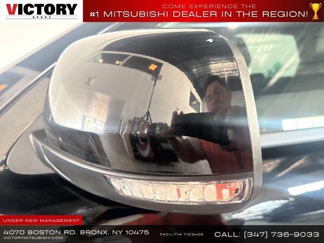 Photo of 2023 DB Black Clearcoat Dodge Durango