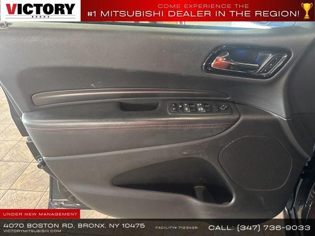 Photo of 2023 DB Black Clearcoat Dodge Durango