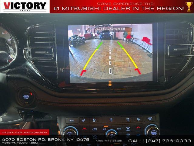 Photo of 2023 DB Black Clearcoat Dodge Durango